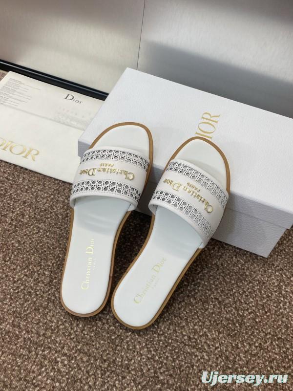 2025 Women Dior White Leather Slippers KFY00300