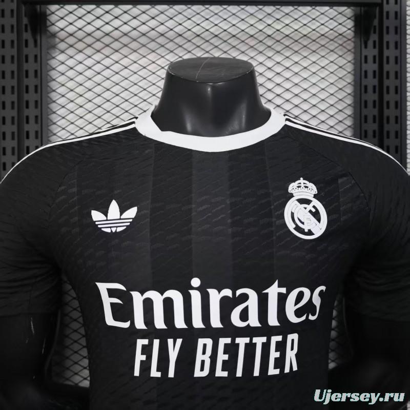 Player Version 25/26 Real Madrid Black Goalkeeper Jersey