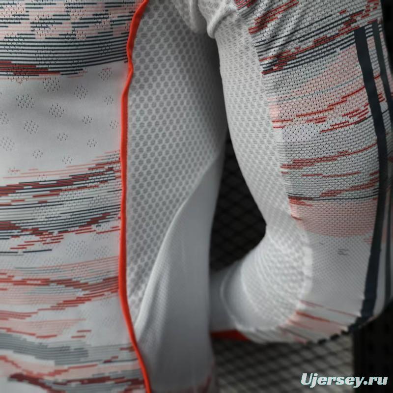 Player Version 25/26 Bayern Munich Away Long Sleeve Jersey