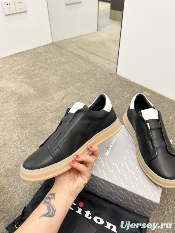 Kiton Men's Four Seasons Classic Casual Slip-On Loafer - AS00320