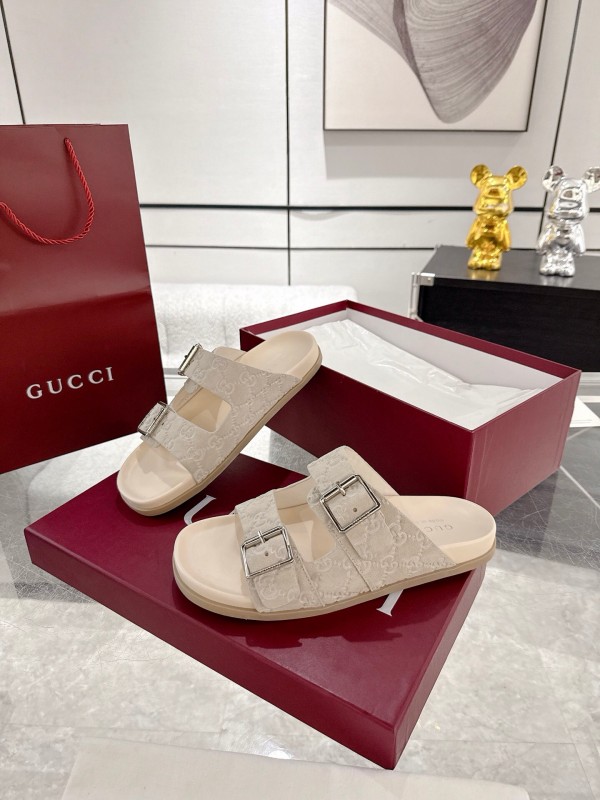 2025 Women Gucci White Leather Slippers Double G Embossed AS00240