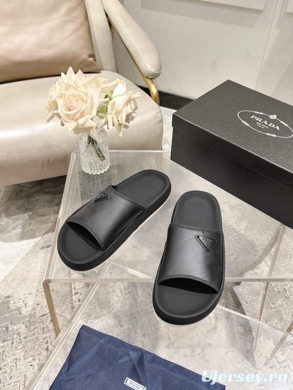 2025 Men Prada Black Leather Slippers KFY00220