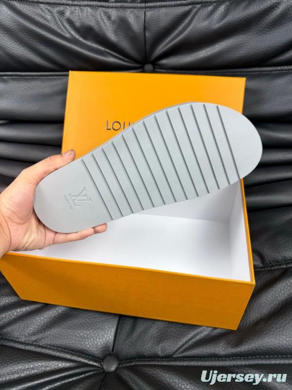 2025 Men Louis Vuitton White Leather Slippers AS00170