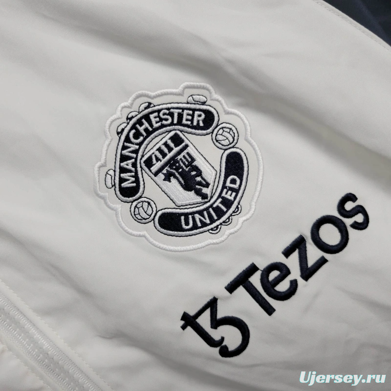 25/26 Manchester United Jacket White Windbreaker