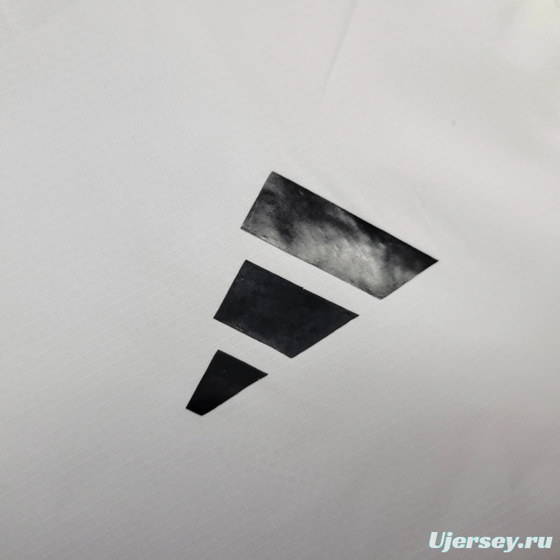 25/26 Manchester United Jacket White Windbreaker