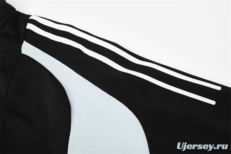 Retro 04/05 Real Madrid Black Half Zipper Jacket