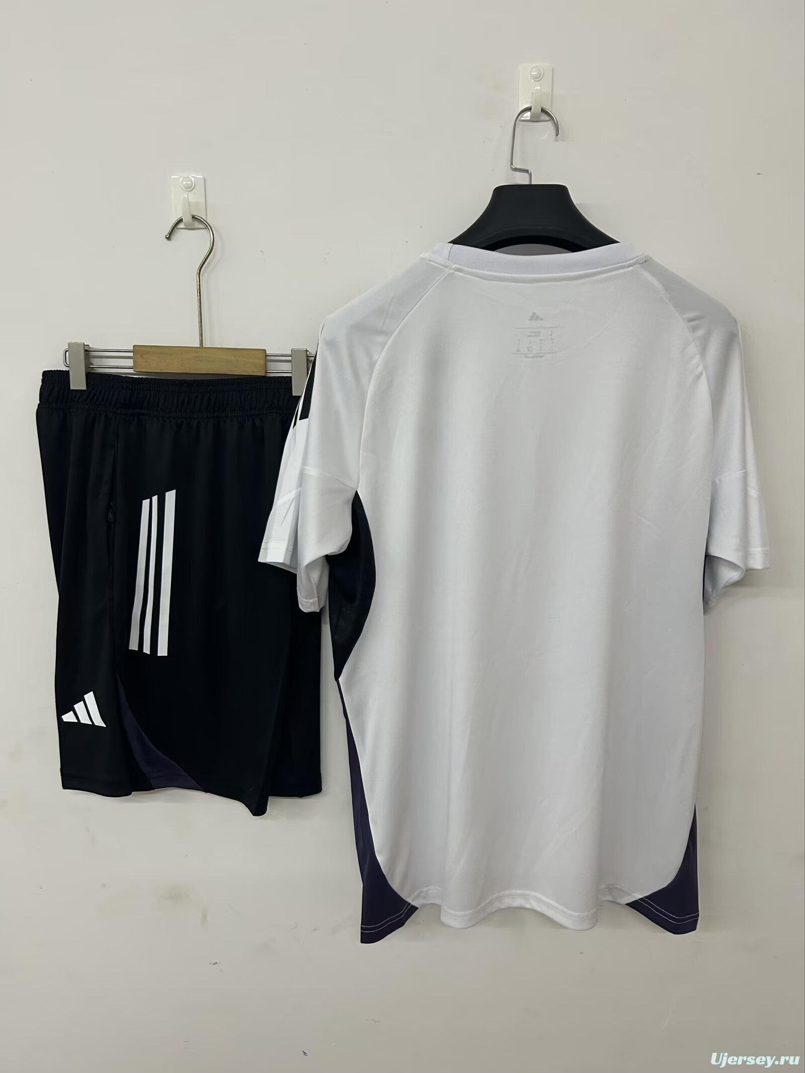 25/26 Manchester United Pre-Match Training Jersey White+ Shorts