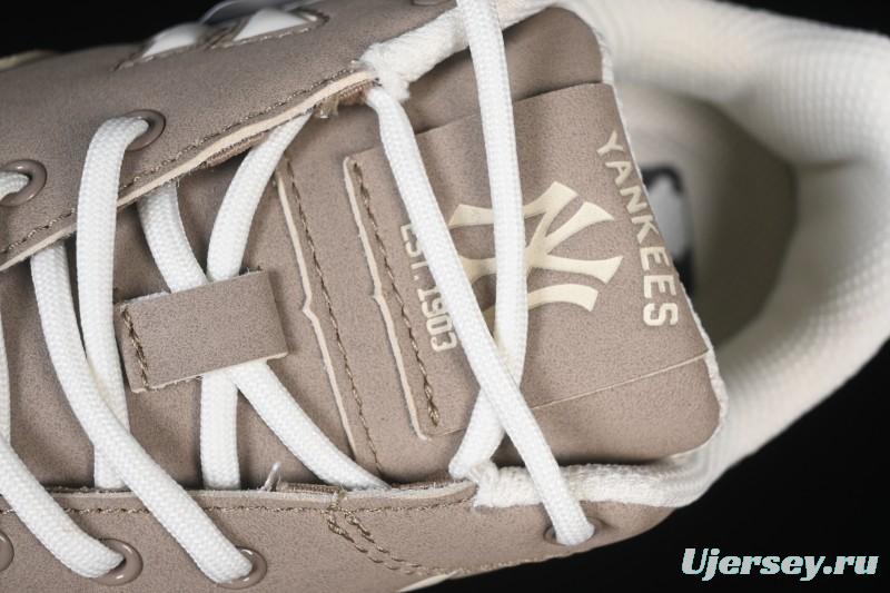 New York Yankees Bigball Chunky Vintage Window Platform Sneakers - 3ASHVT35N50BRS