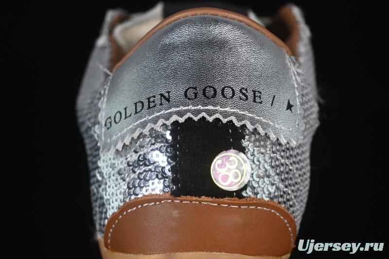 Golden Goose True Star Distressed Leather Sneakers - GGDB