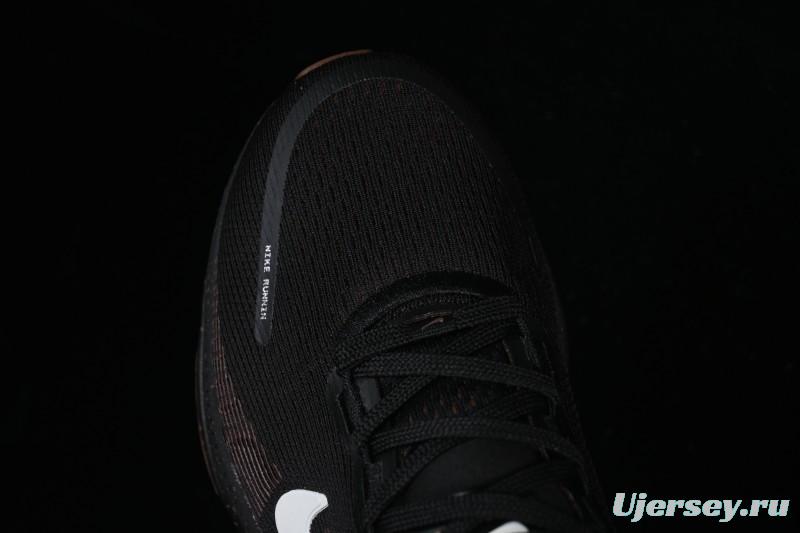 Nike Air Zoom Vomero 18 Cushioned Running Shoes - IH4454-001