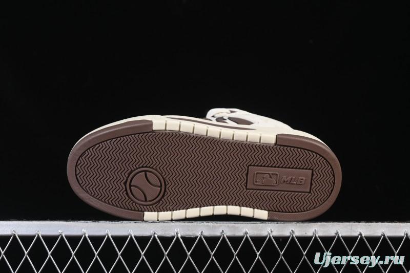 New York Yankees Chunky Liner Magic Strap Lightweight Platform Casual Sneakers - 3ASXW015N50BRS