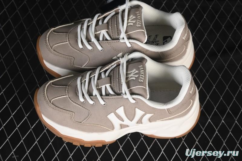 New York Yankees Bigball Chunky Vintage Window Platform Sneakers - 3ASHVT35N50BRS