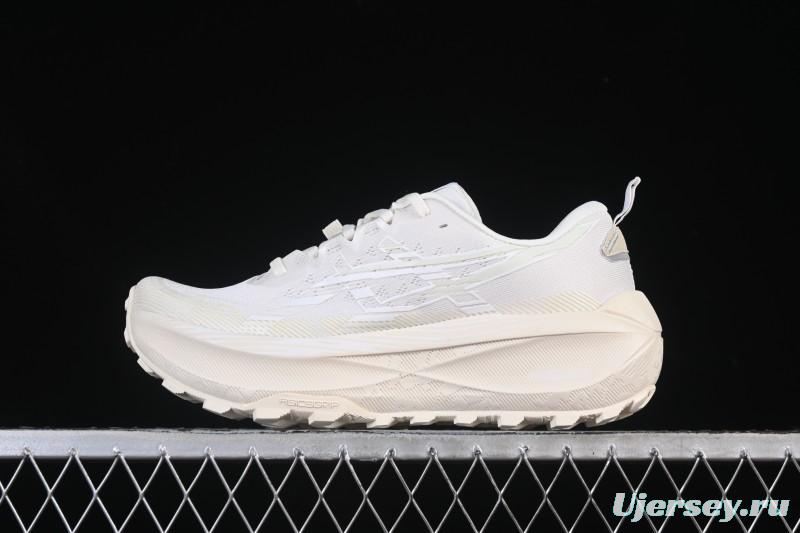 Asics Trabuco Max 4 Professional Running Shoes with Breathable Design - 1011B976-100