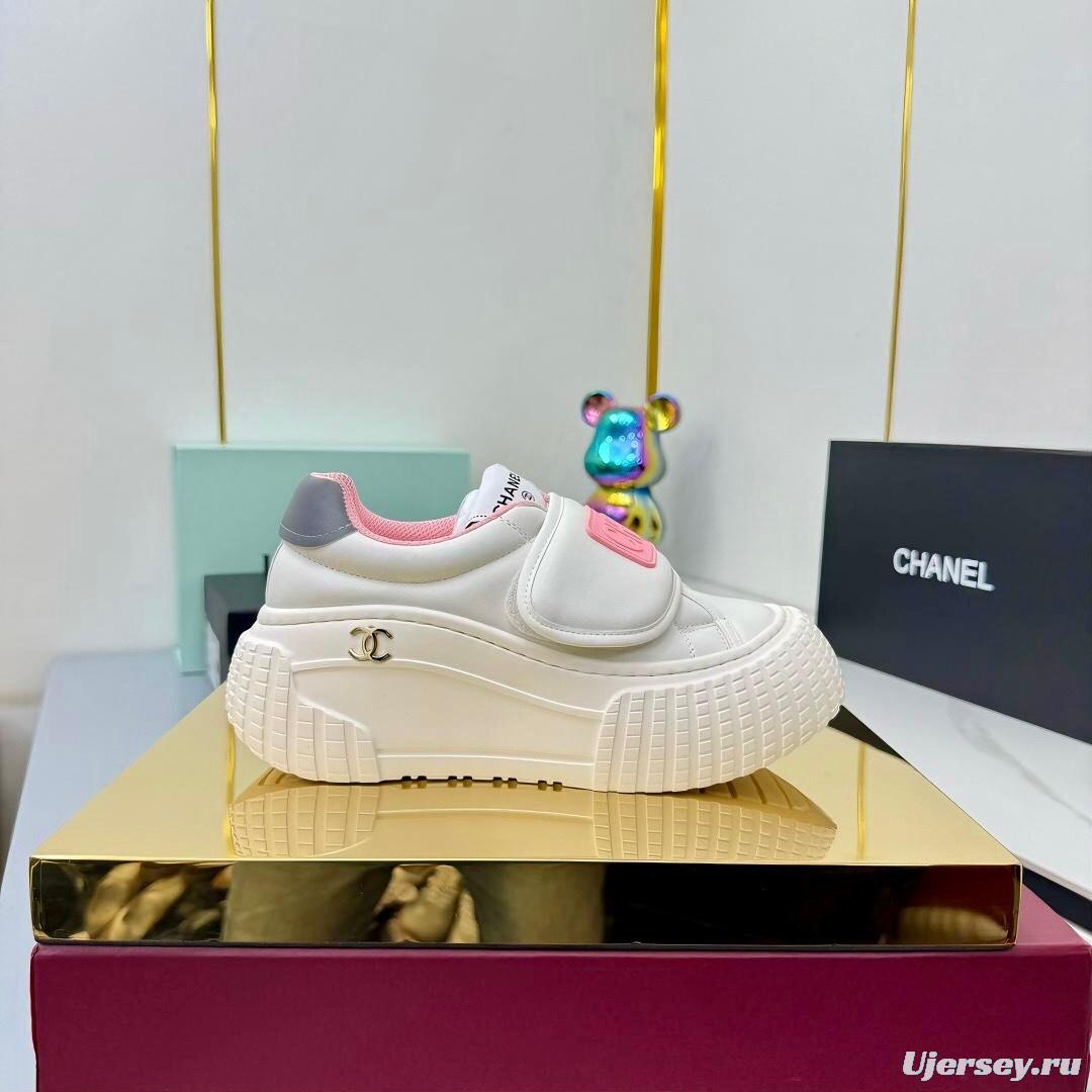 Chanel 2025 SS Panda Loafers Casual Sneakers - LY00330