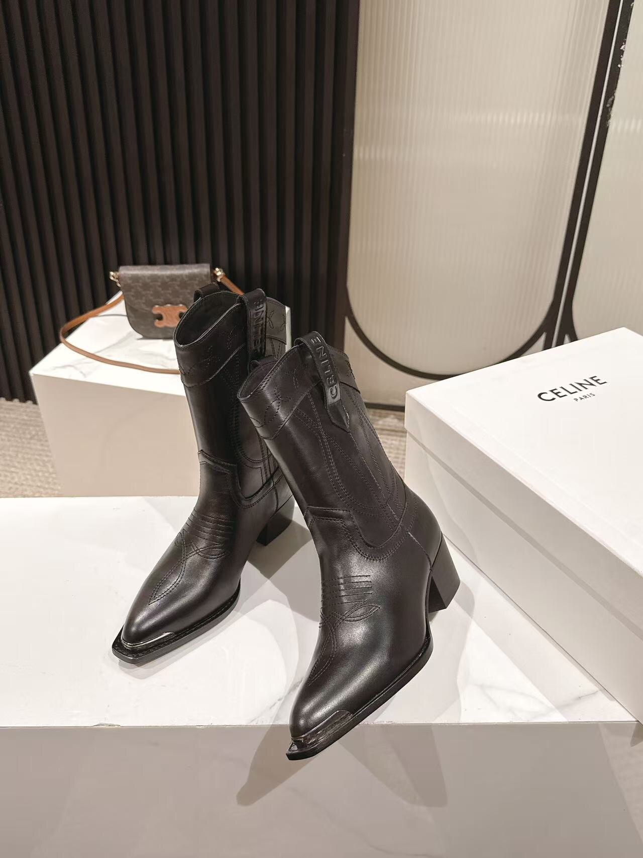 CELINE Fashion Boots 2025 SS Collection with Arch of Triumph Logo - LY00440