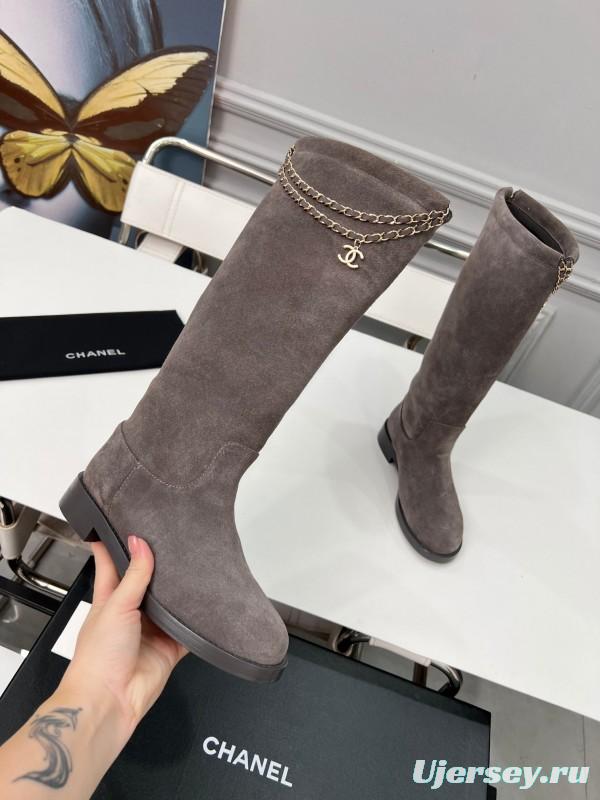 Chanel 2025/SS Quilted Leather Chain CC Logo Flat Ankle Boots - LY00510