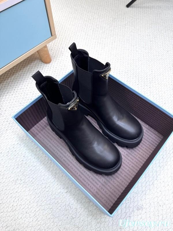 Prada 2025 SS Chunky Sole Ankle Boots - LY0340