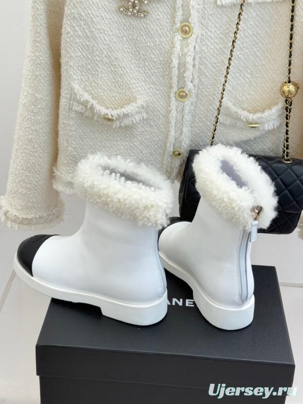 Chanel 25K Series Two-Tone CC Fur Snow Boots - KFY00300
