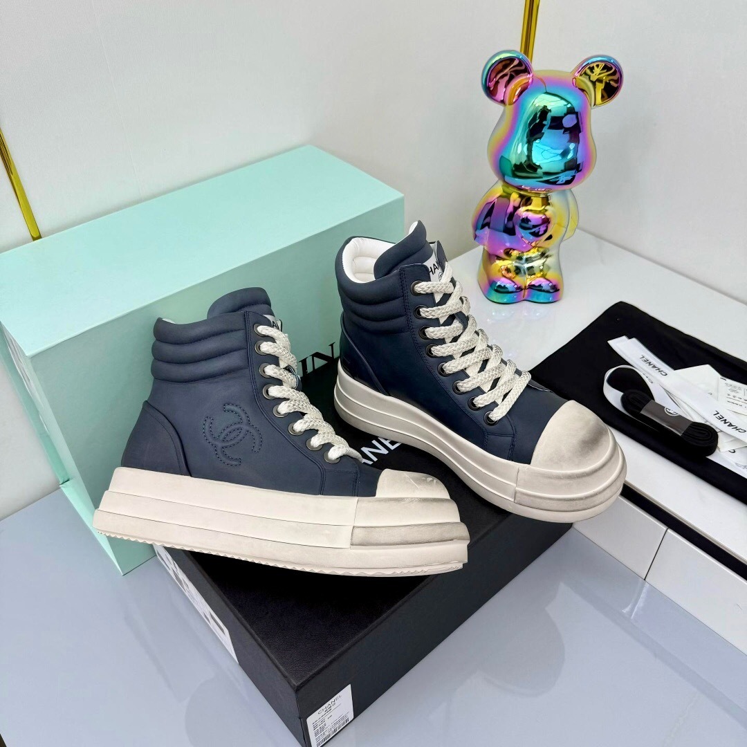 Chanel 2025 SS Short Boots Essential Autumn Winter Heavy Duty Style - LY00400