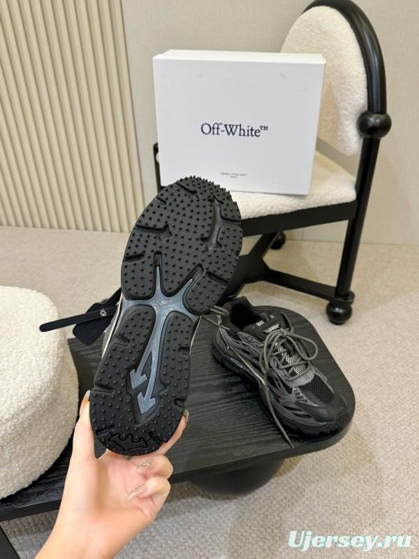 OFF-WHITE Seasonal Collection Lightweight Running Shoes - LY00380