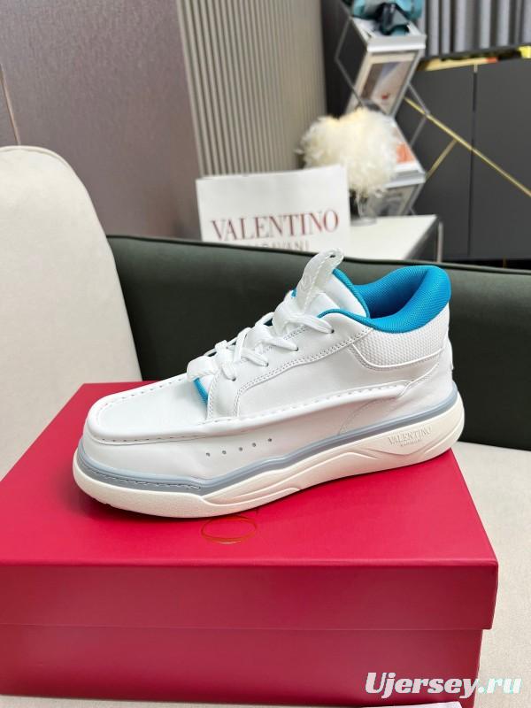 VALENTINO RUNBOOT Mid-Top Sneakers with Lightweight Comfort - AS00380