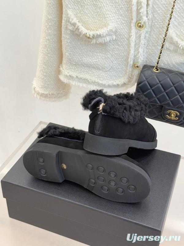 Chanel 25K Series Two-Tone CC Fur Snow Boots - KFY00270