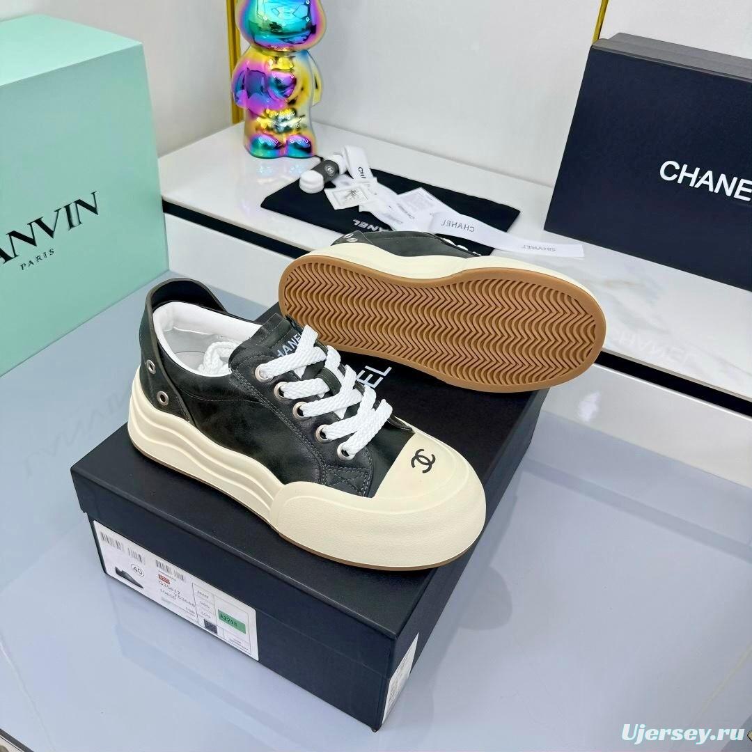 Chanel 2025 SS Panda Loafers Bread Shoes Original Calfskin - LY00320