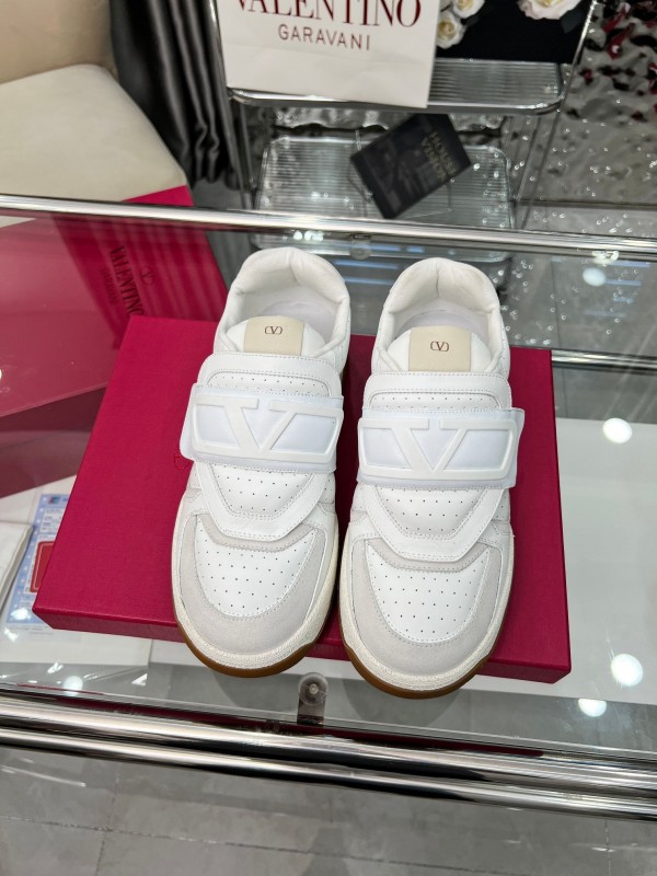 Valentino Joie de Jouer Series Hook-and-Loop Platform Sneakers - AS00360