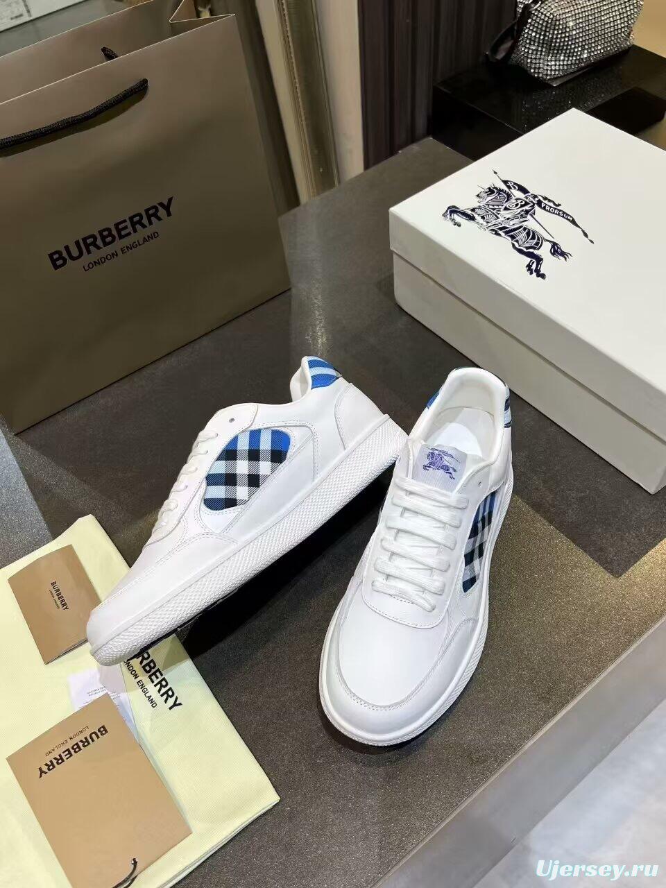 Burberry 2025/SS Italian-Made Sneakers with Equestrian Knight Design Label - KFY00300