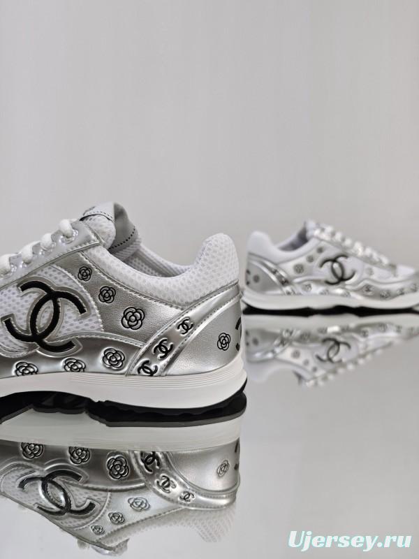 Chanel 2025 SS Limited Edition Silver Horn King 2nd Generation Unisex Sneakers - KFY00340
