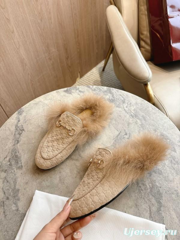 Gucci Fur Mule with Double G Pattern and Horsebit Detail - LY00340