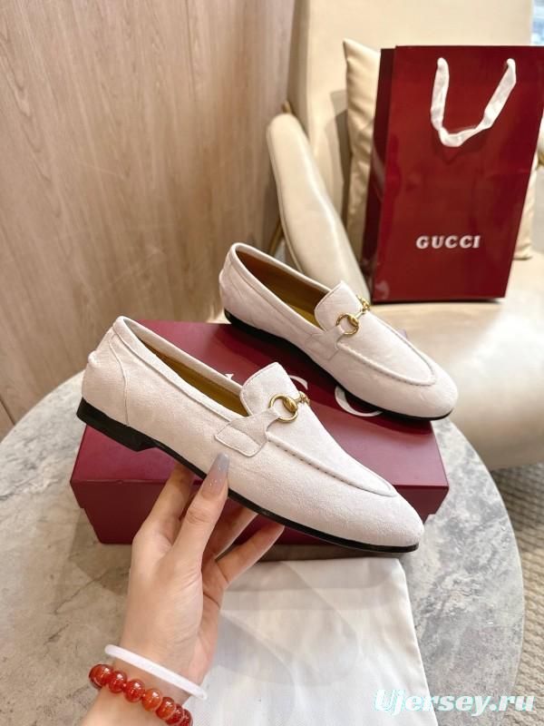Gucci 1919-10 Leather Loafers with Horsebit Detail - LY00310