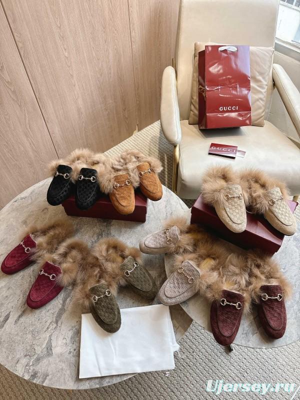 Gucci Fur Mule with Double G Pattern and Horsebit Detail - LY00340
