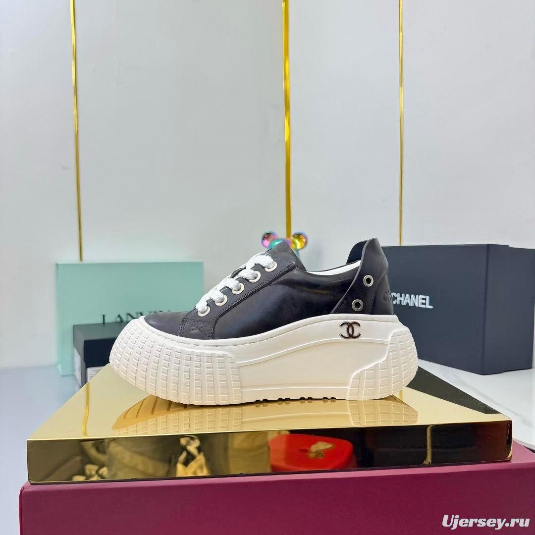 Chanel 2025 SS Panda Loafers Fashion Sneakers - LY00330
