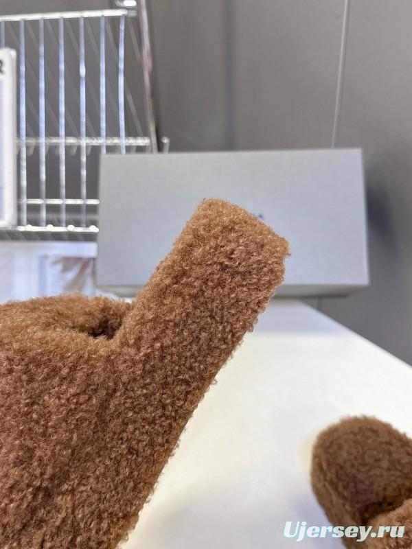 Balenciaga 2025/SS Couple Edition Cola Fur Slippers - KFY00230