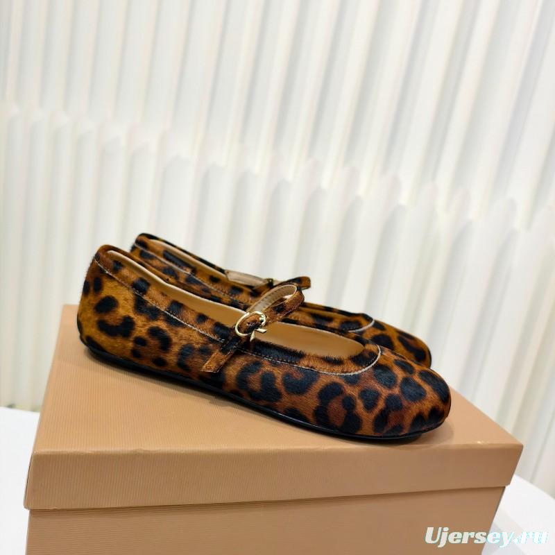 Gianvito Rossi Bohemian Style Flat Ballet Shoes 2025 SS