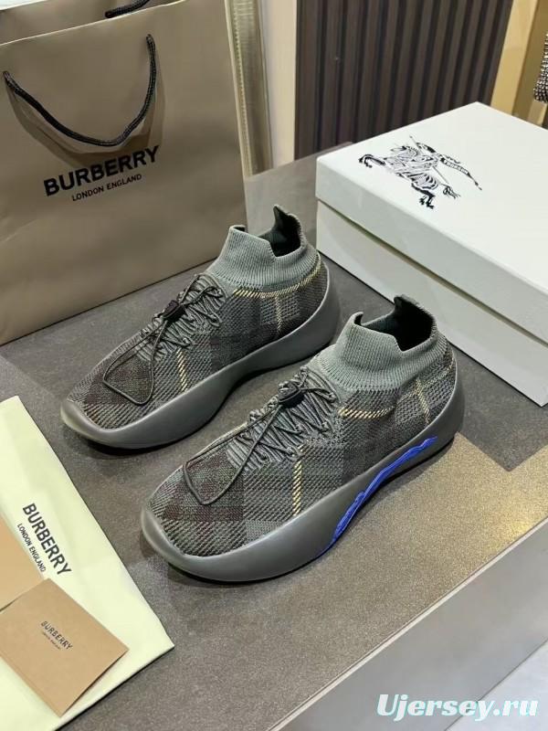 Burberry 2025 SS Italian-Made Sneakers - KFY00280