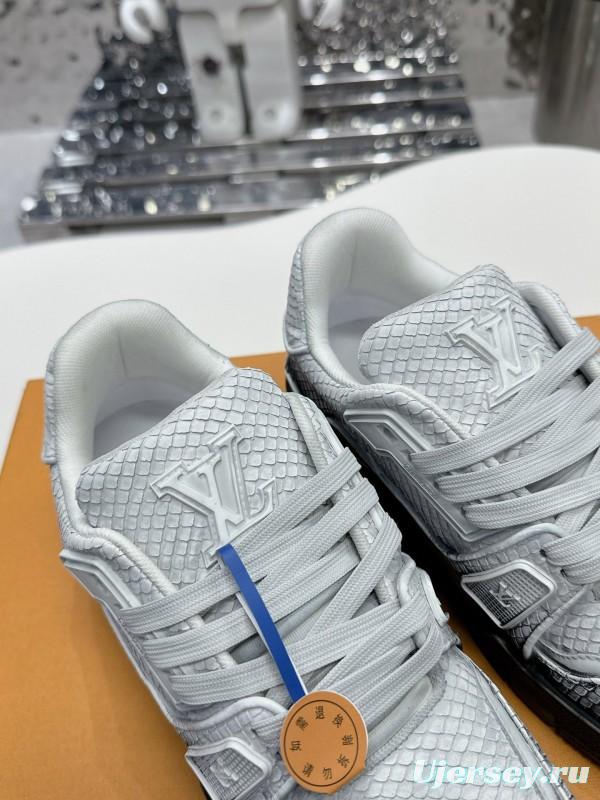 Louis Vuitton LV Trainer Basketball Series Washed Board Shoes - LY00430