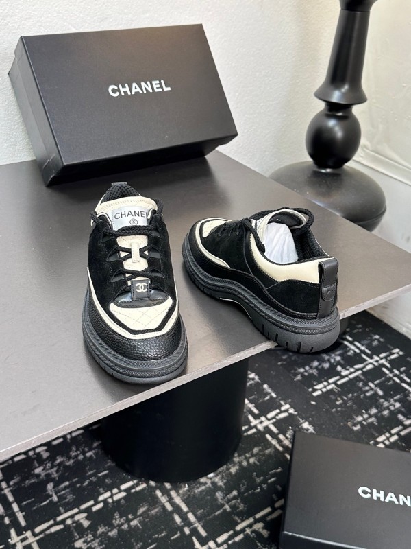 Chanel Spring-Summer 2025 Runway Thick Sole Sneakers - LY00320