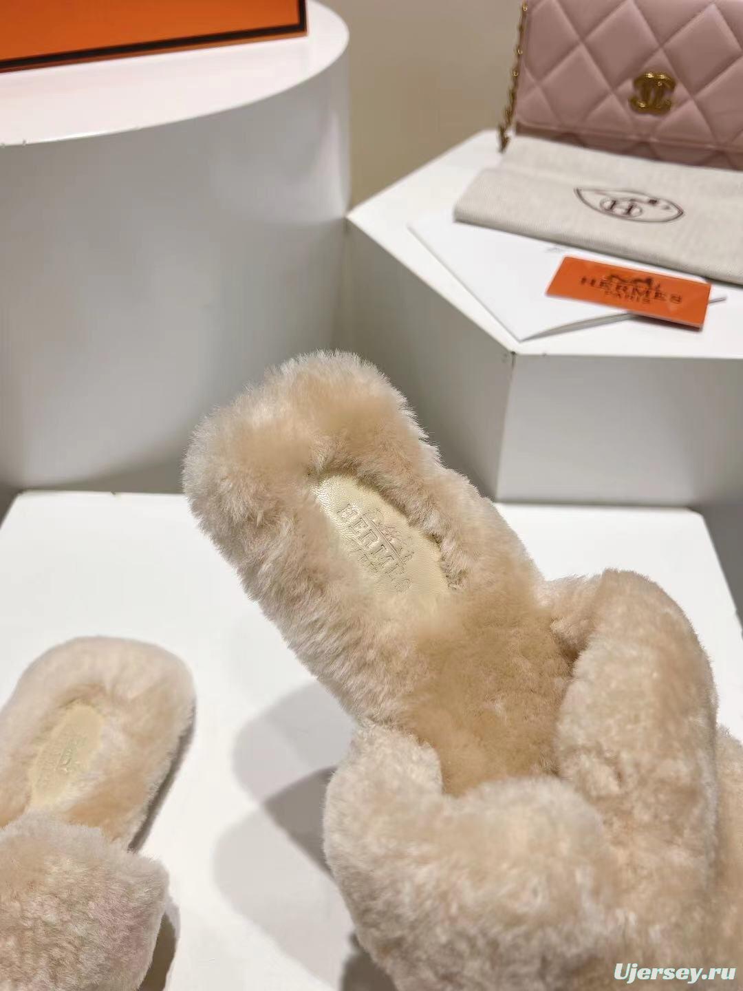 Hermès 2025 SS Autumn Winter Flat Wool Slippers - LY00240