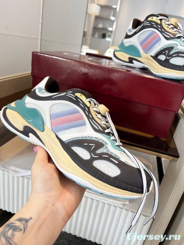 Gucci 2025 SS Collection 2.0 Sneakers with Reflective Stripes and Retro Design - AS00450
