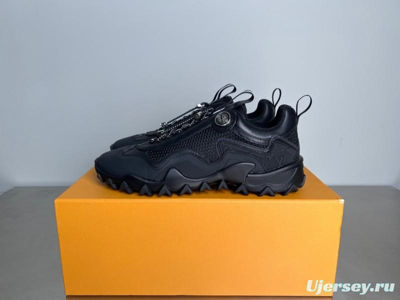 LV RUSH Calfskin Metal LV Circle Accessory Slip-Resistant Low-Top Casual Lifestyle Shoes - YC