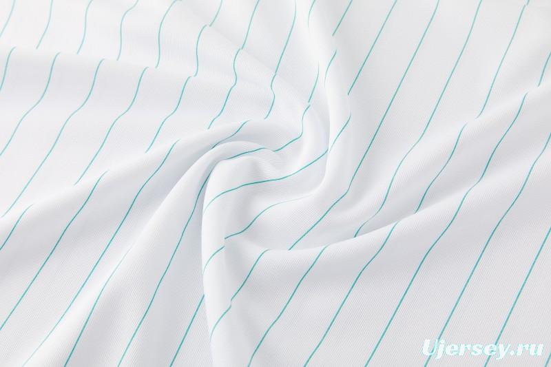 26/27  Liverpool White Short Sleeve+Soccer Shorts