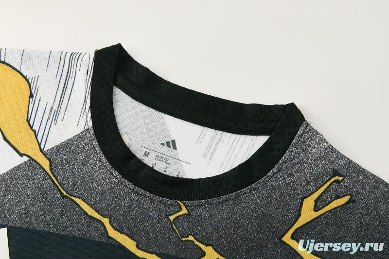 26/27  Real Madrid Black x Marvel  Short Sleeve+Soccer Shorts