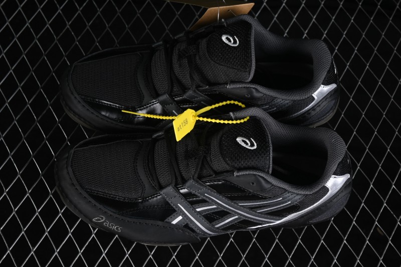 Adidas WMC3 Running Shoes with Advanced Cushioning and Support - 1203A879-021