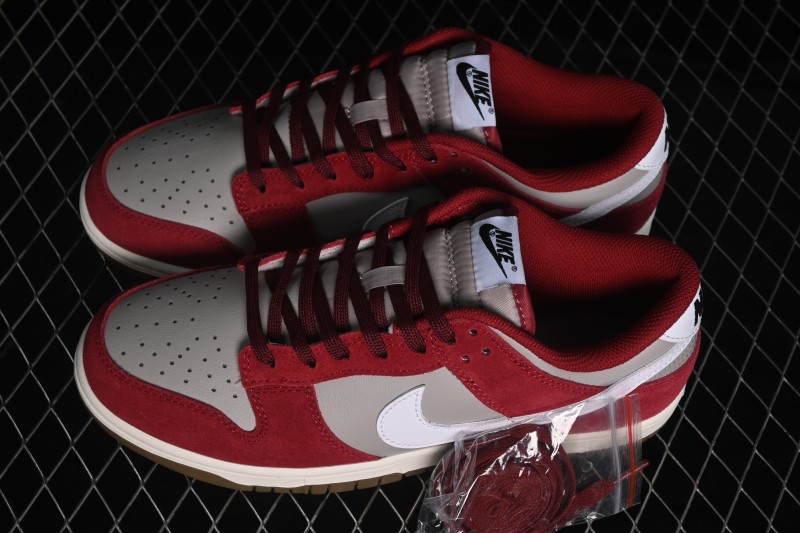 Nike SB Dunk Low White Red Low-Top Skateboarding Shoes - IB6399-004