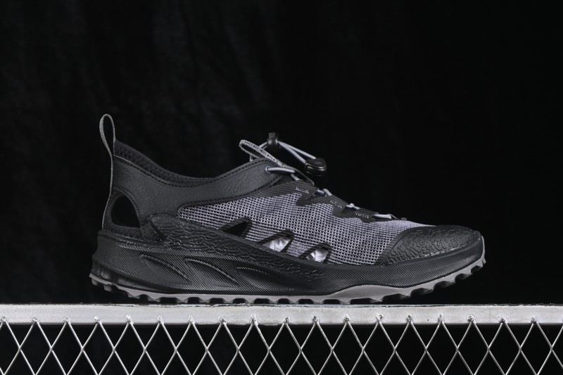 Keen Zionic Adv Waterproof Hiking Shoes with Quick-Dry Fabric - 1031947 Triple Black