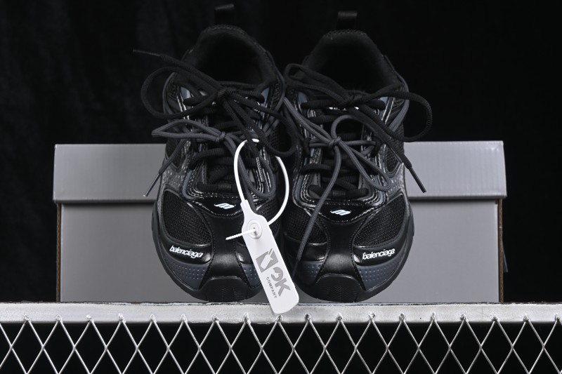 Balenciaga Radar Sneaker Round-Toe Lace-Up Lifestyle Shoes - WSTEO1011