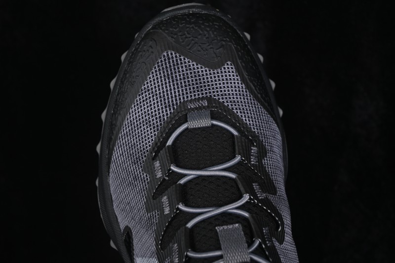 Keen Zionic Adv Waterproof Hiking Shoes with Quick-Dry Fabric - 1031947 Triple Black