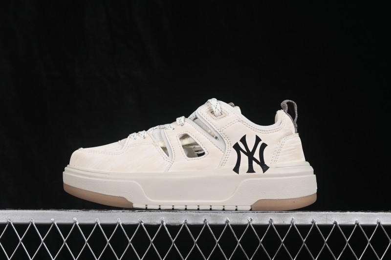 NY MLB Chunky Liner Mask Platform Lifestyle Shoes New York Yankees - 3ASDCL26350SAS